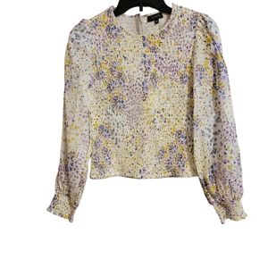 1 State Ditzy Floral Smocked Puff Sleeve Cropped Top